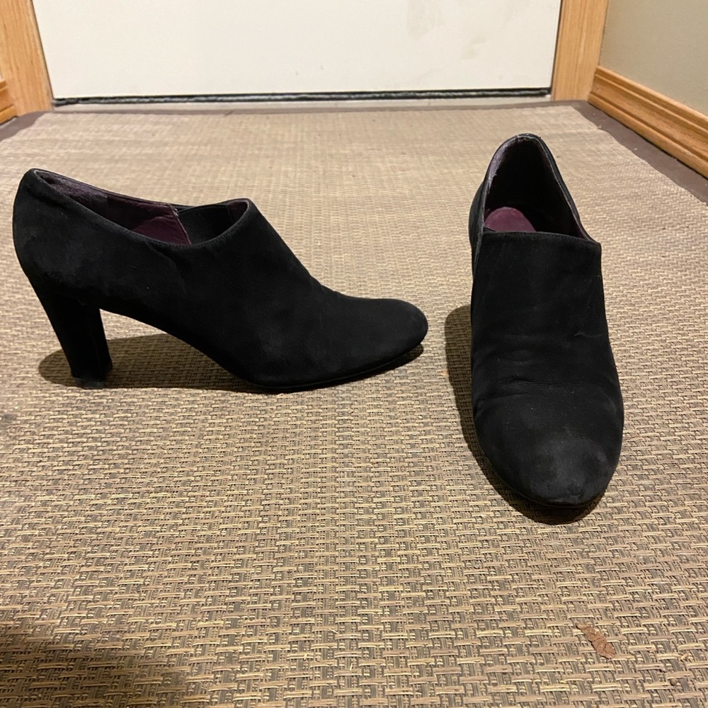 Stuart Weitzman Suede Black Shoes Size 6.5